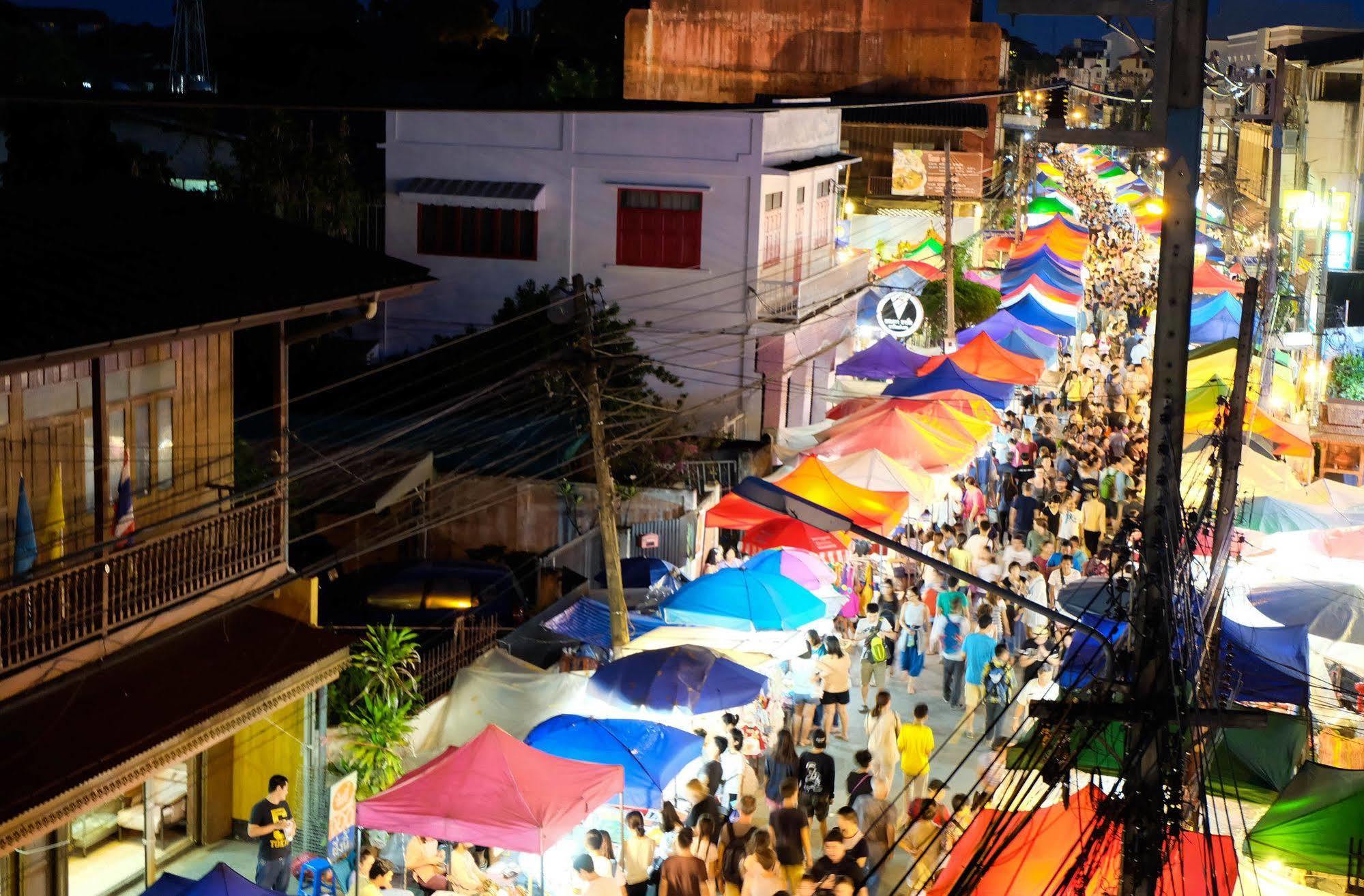 Thai Time Hostel Chiang Mai Ngoại thất bức ảnh